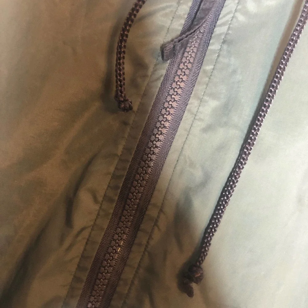 vintage walt disney world nylon zip up size small